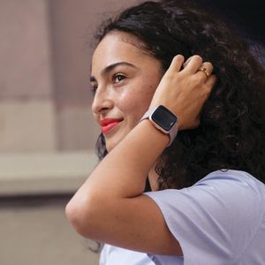 Image post by @fitbit on Instagram