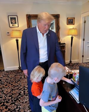 Image post by @LaraLeaTrump on Twitter