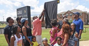 Image post by @gramblingathletics on Instagram