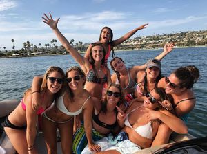Image post by @aztecwlax on Instagram