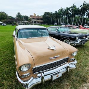 Image post by @deeringestate on Instagram