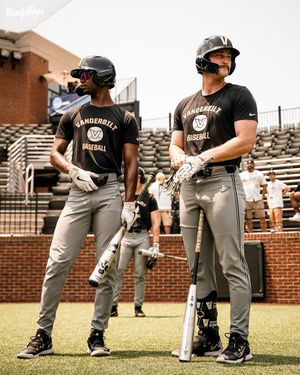 Image post by @vandyboys on Instagram