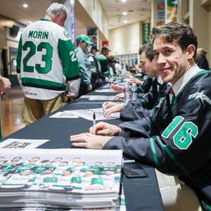 Image post by @txstarshockey on Instagram