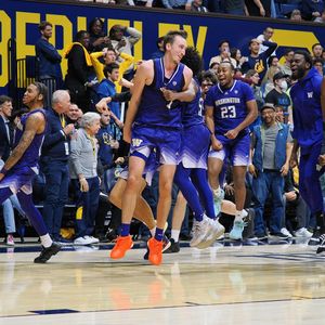 Image post by @uw_mbb on Instagram