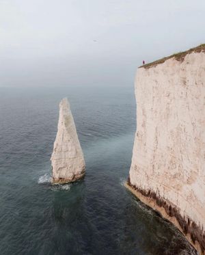 Image post by @dronepals on Instagram