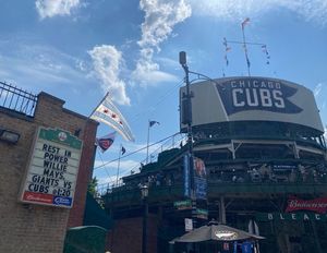 Image post by @murphysbleachers on Instagram
