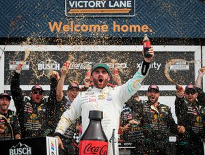 Image post by @CLTMotorSpdwy on Twitter