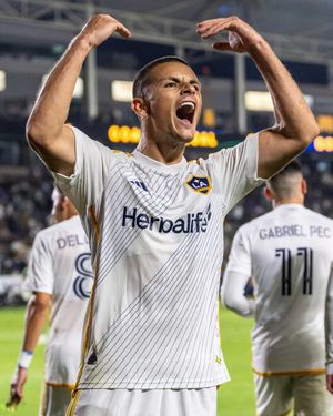 Image post by @totallagalaxy on Instagram