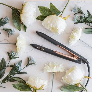 Image post by @panasonicpersonalcare on Instagram