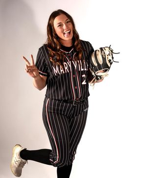 Image post by @maryville_softball on Instagram