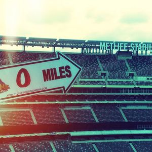 Image post by @metlifestadium on Instagram