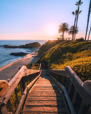 Image post by @montagelaguna on Instagram