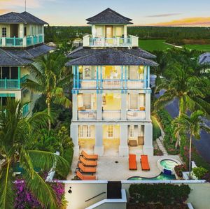 Image post by @christiesrealestate on Instagram