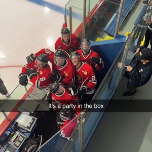Image post by @hockeybenders on Instagram