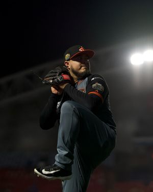 Image post by @clubnaranjeros on Instagram