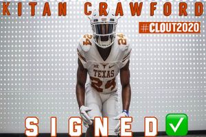Image post by @texasfootballnation on Instagram