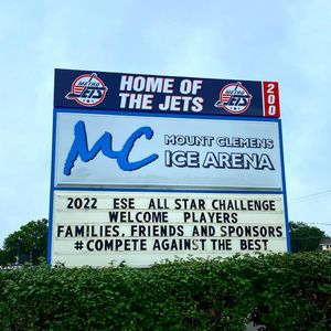 Image post by @esehockey on Instagram
