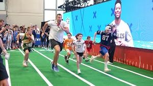 Video post by @fanatics on YouTube
