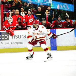 Image post by @du_hockey on Instagram