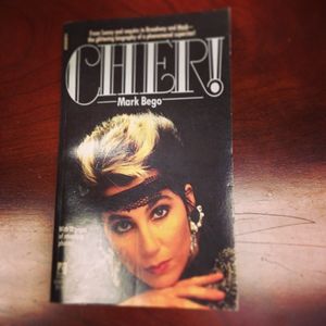 Image post by @gallerybooks on Instagram