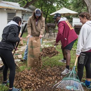 Image post by @txst on Instagram