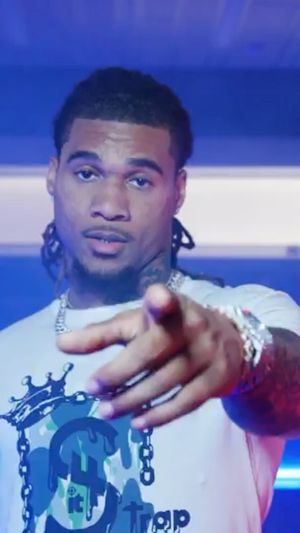 Video post by @strap_ent on Instagram