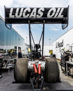 Image post by @eatsleeprace on Instagram