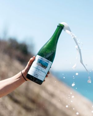 Image post by @glenarborwines on Instagram