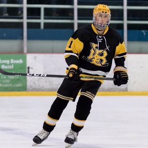 Image post by @lbsuhockey on Instagram