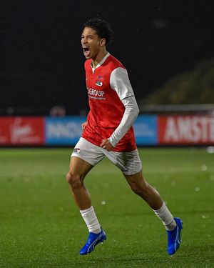 Image post by @azalkmaar on Instagram