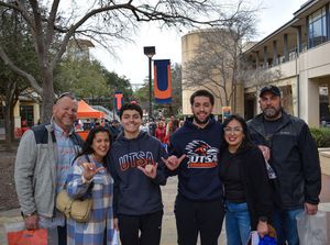 Image post by @utsastudents on Instagram
