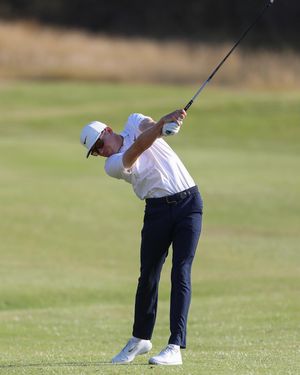 Image post by @alexknappegolf on Instagram