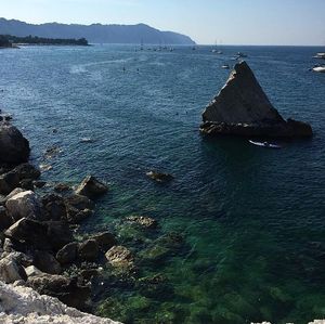Image post by @aquatalia on Instagram