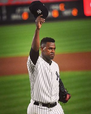 Image post by @bronxpinstripes on Instagram