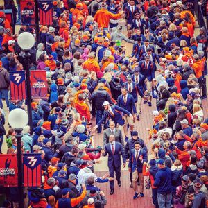 Image post by @illinifootball on Instagram