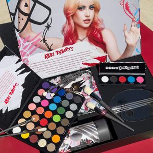 Image post by @morphebrushes on Instagram
