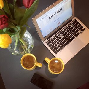 Image post by @amaliah_com on Instagram