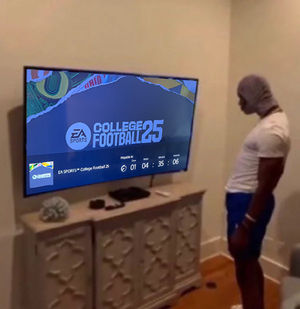 Image post by @BroomfieldTaj on Twitter