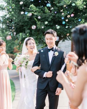 Image post by @theknot on Instagram