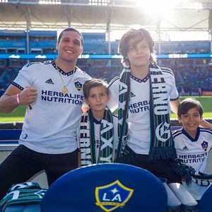 Image post by @lagalaxy on Instagram