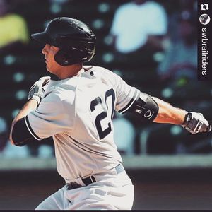 Image post by @bronxpinstripes on Instagram