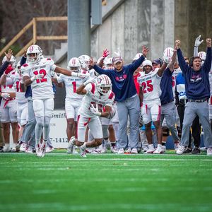 Image post by @stonybrookfb on Instagram