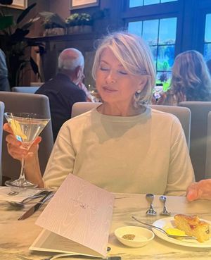 Image post by @MarthaStewart on Twitter