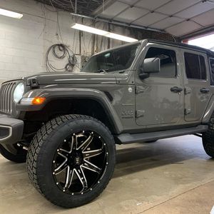 Image post by @tricktrucks1 on Instagram