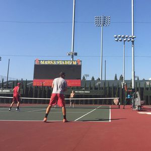Image post by @uscmenstennis on Instagram