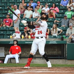 Image post by @fmredhawks on Instagram