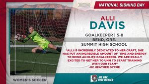 Image post by @unmlobowsoccer on Instagram