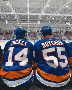 Image post by @nyislanders on Instagram