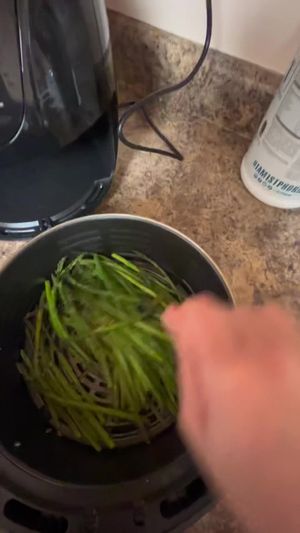 Video post by @Vivs.K1tchen on Facebook