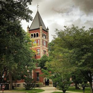 Image post by @uofnh on Instagram